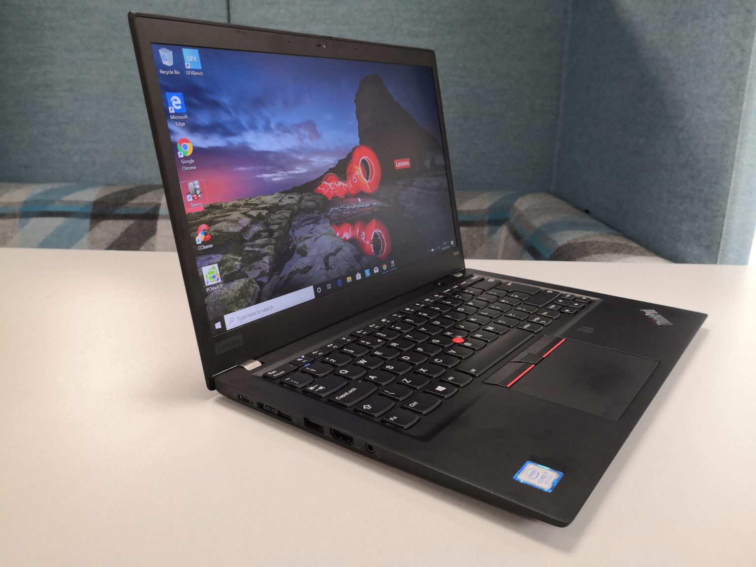 Lenovo Thinkpad T490s Ultrabook doanh nh&acirc;n